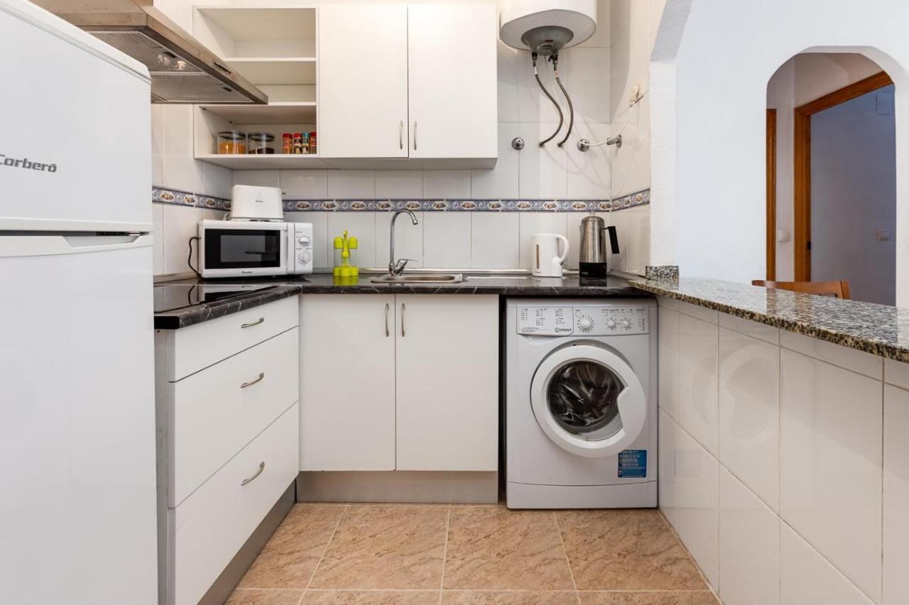 Bonito Apartamento De Dos Habitacion Y Piscina Torrevieja Dış mekan fotoğraf