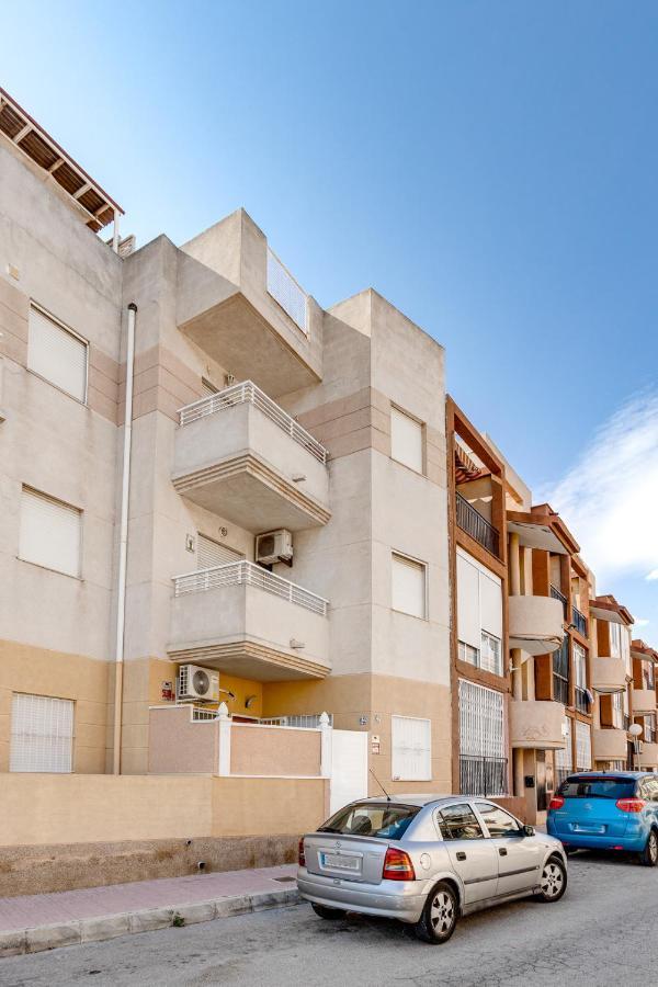 Bonito Apartamento De Dos Habitacion Y Piscina Torrevieja Dış mekan fotoğraf