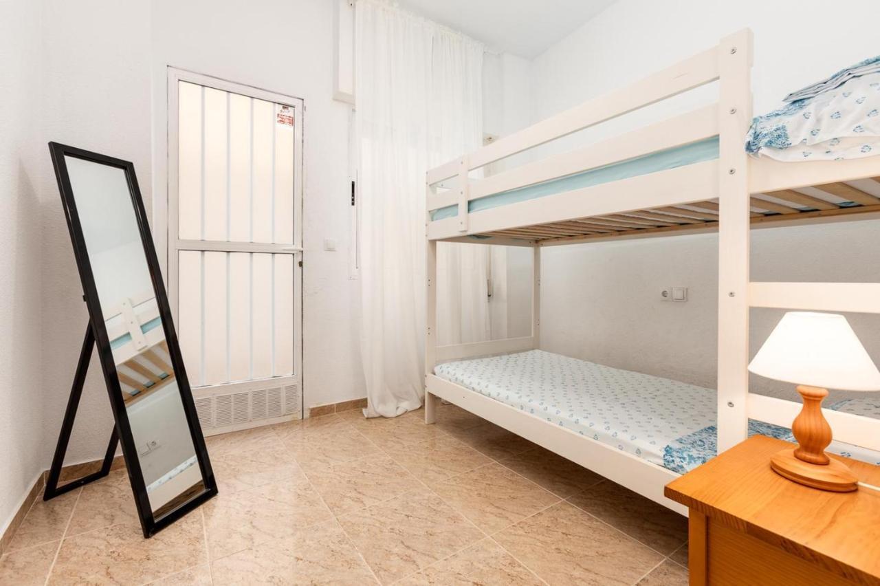 Bonito Apartamento De Dos Habitacion Y Piscina Torrevieja Dış mekan fotoğraf